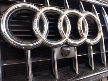Установка парковочных камер Audi Q5